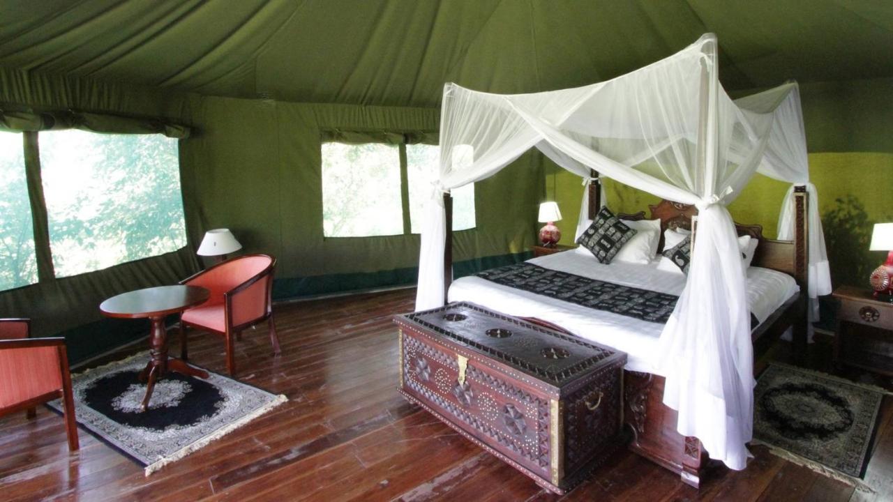 Osero Lodge Ololaimutiek Esterno foto